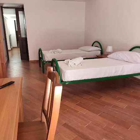 Appartamento Centro Storico Naples Exterior photo